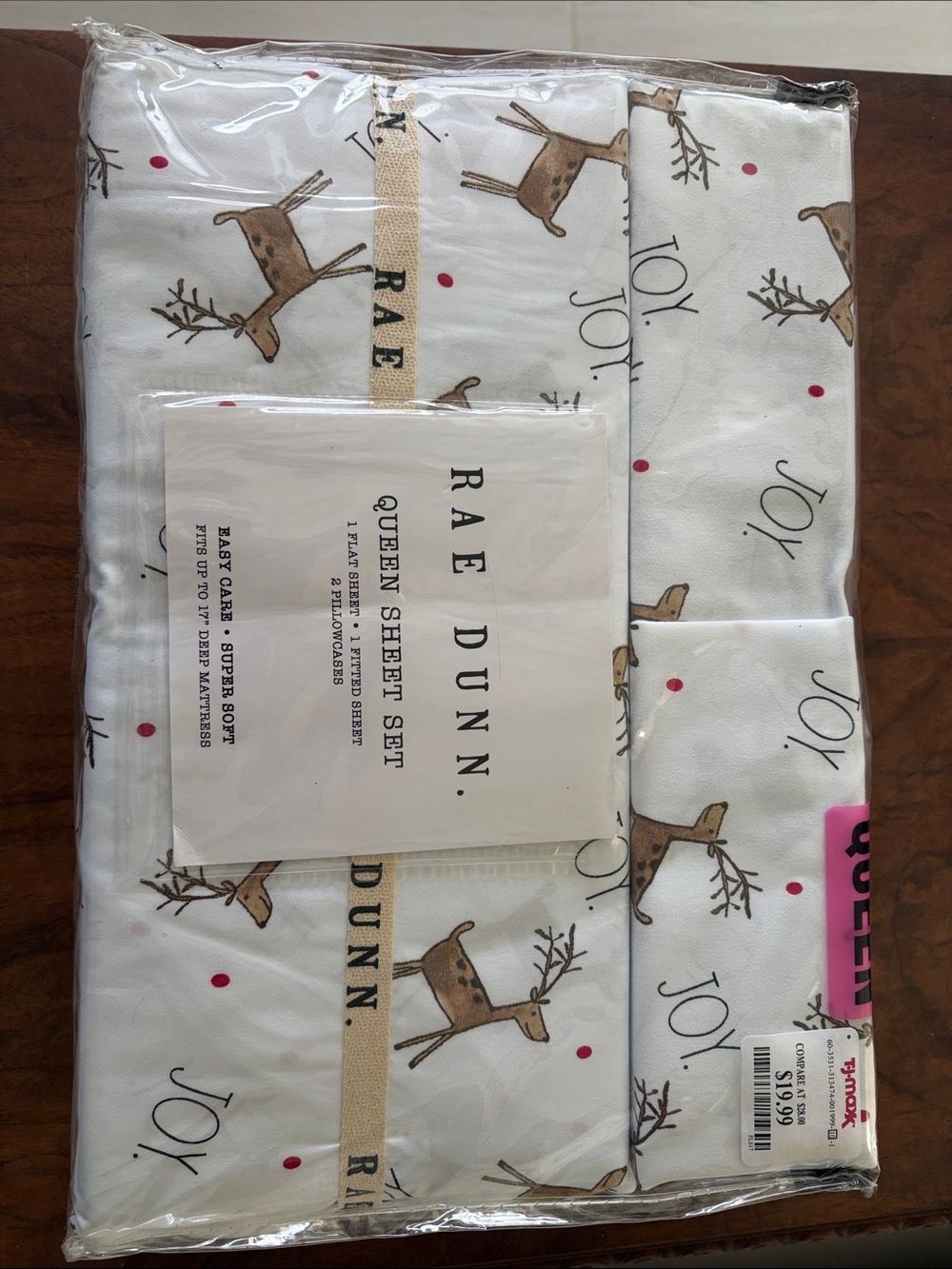 NWT. Rae Dunn White Queen Sheet Set with Reindeer.